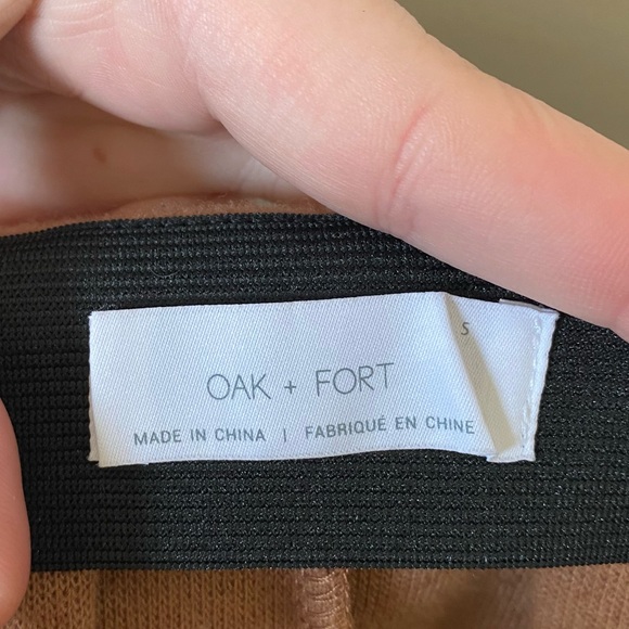 Oak + Fort tan brown minimalist textured pleated mini skirt - Picture 3 of 4